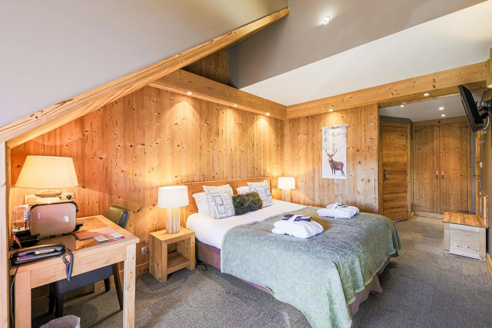 Hotel Et Spa Les Clarines Correncon-en-Vercors France
